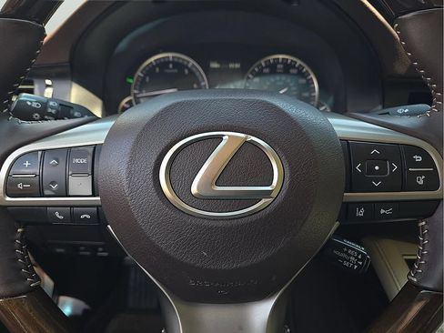 Used 2016 Lexus ES 350 w/ Premium Package w/Wood Trim FWD image 20