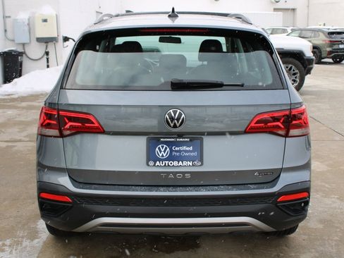 Certified 2022 Volkswagen Taos S image 5