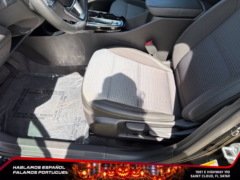 Used 2025 Chevrolet Trax LT w/ Driver Confidence Package FWD image 15