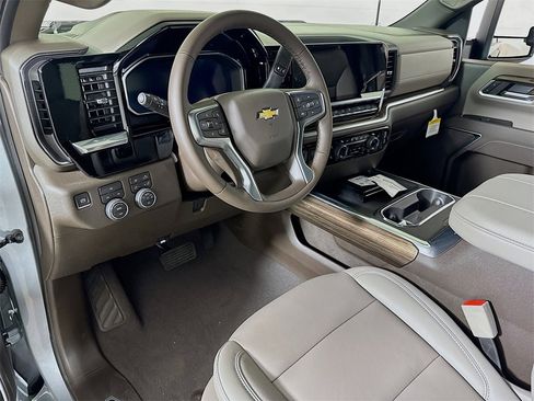 New 2026 Chevrolet Silverado 2500 LT w/ Texas Edition image 5