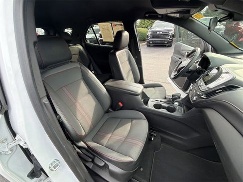 Used 2023 Chevrolet Equinox RS image 25