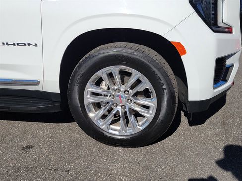 Certified 2023 GMC Yukon XL SLT image 16