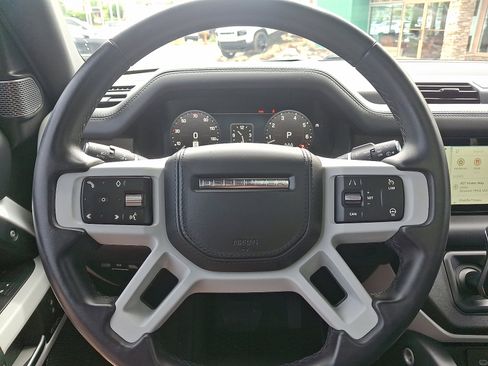 Used 2023 Land Rover Defender 90 X-Dynamic SE AWD/4WD image 6