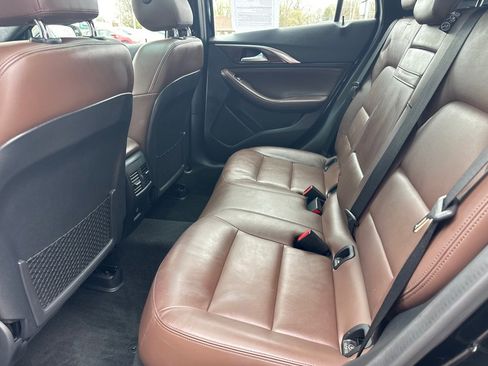 Used 2018 INFINITI QX30 AWD w/ Cafe Teak Theme Package image 19