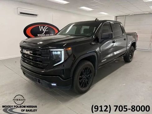Used 2024 GMC Sierra 1500 Elevation image 1