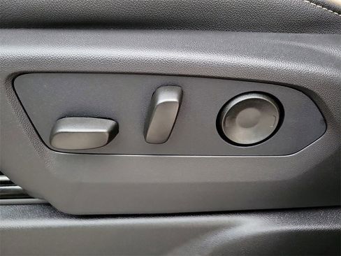 New 2026 GMC Yukon XL Elevation w/ LPO, Floor Liner Package image 20