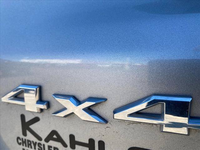 Used 2020 Jeep Compass Latitude AWD/4WD image 19