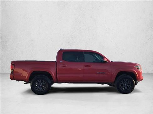 Used 2022 Toyota Tacoma SR5 RWD image 3
