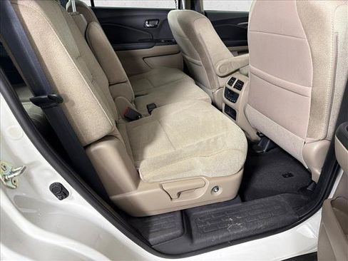Used 2019 Honda Pilot EX image 15