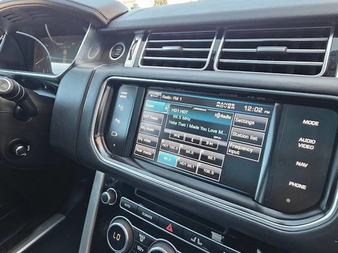 Used 2013 Land Rover Range Rover HSE AWD/4WD image 31