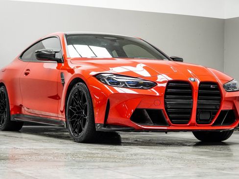 Used 2021 BMW M4 Competition w/ M Carbon Exterior Package image 4