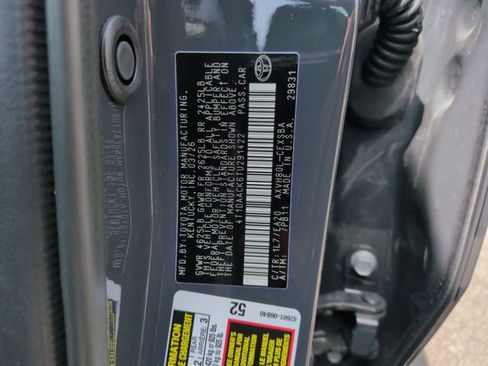 Used 2026 Toyota Camry SE FWD image 29