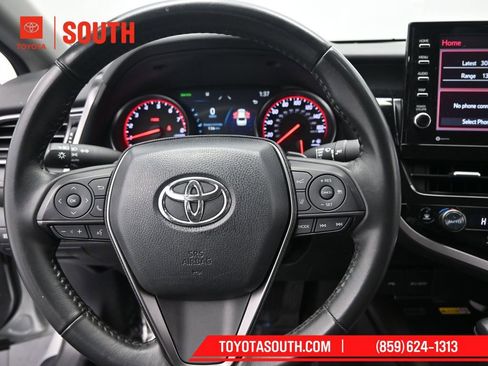 Used 2024 Toyota Camry XSE image 21
