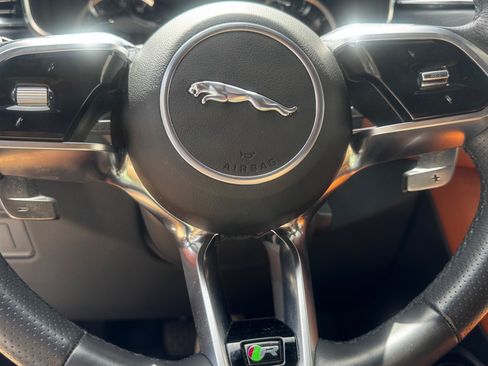 Used 2023 Jaguar F-PACE R-Dynamic S AWD/4WD image 13