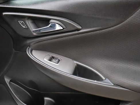 Used 2020 Chevrolet Malibu LT FWD image 8