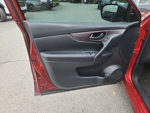 Used 2021 Nissan Rogue Sport S AWD/4WD image 16