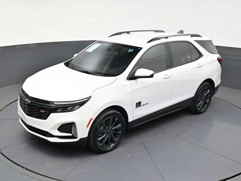 Used 2024 Chevrolet Equinox RS FWD image 12