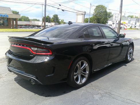 Used 2021 Dodge Charger GT w/ Plus Group RWD image 5