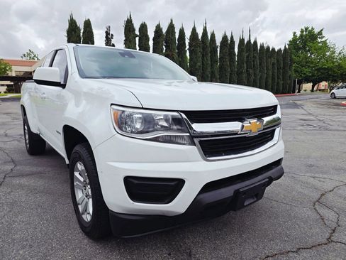 Used 2020 Chevrolet Colorado LT w/ Safety Package RWD image 2