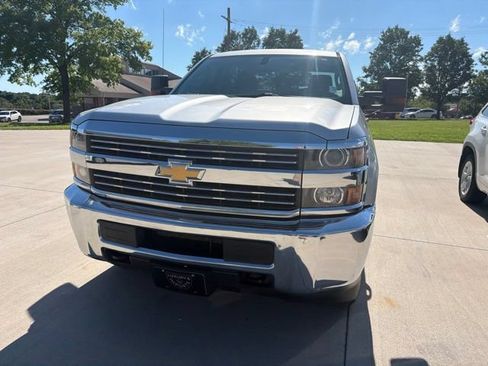 Used 2015 Chevrolet Silverado 3500 W/T w/ WT Fleet Convenience Package AWD/4WD image 2