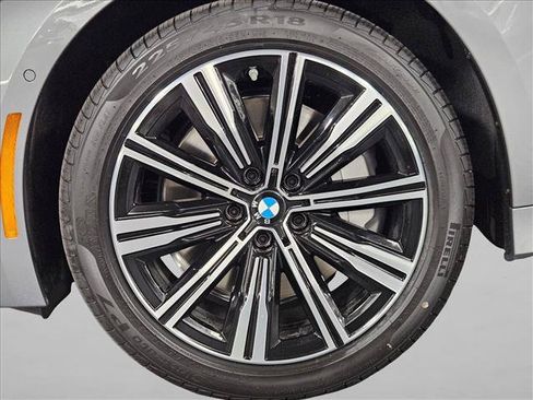 Used 2026 BMW 330i Sedan w/ Premium Package RWD image 16