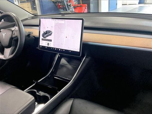 Used 2018 Tesla Model 3 Long Range AWD/4WD image 14