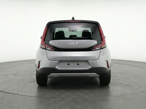 Used 2025 Kia Soul LX w/ LX Technology Package FWD image 7