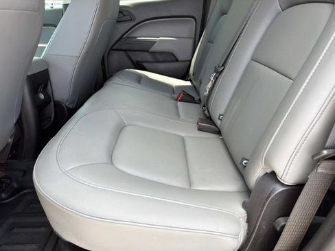 Used 2020 Chevrolet Colorado W/T RWD image 16