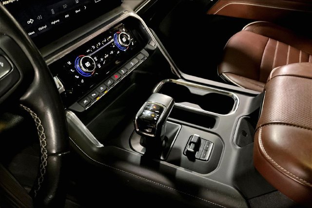 Certified 2025 GMC Sierra 1500 Denali Ultimate AWD/4WD image 36