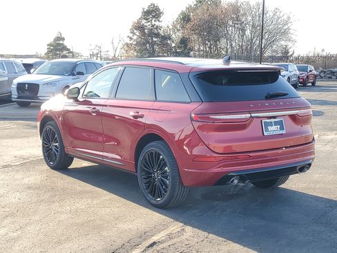 New 2026 Lincoln Corsair Premiere image 3