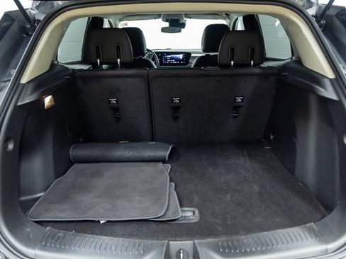 Used 2024 Buick Encore GX Sport Touring image 11