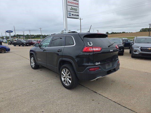 Used 2014 Jeep Cherokee Limited w/ Technology Group AWD/4WD image 6
