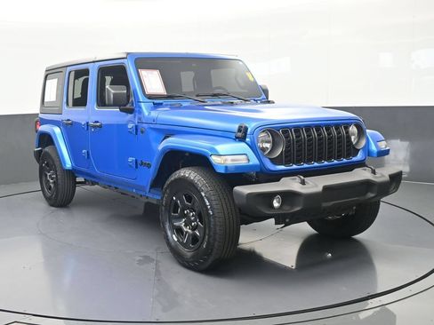Used 2024 Jeep Wrangler Unlimited Sport AWD/4WD image 9