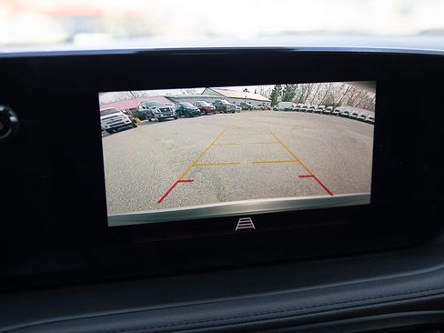 Used 2025 Buick Encore GX Preferred AWD/4WD image 9