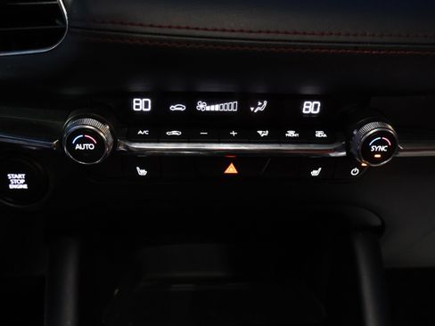 Used 2025 MAZDA MAZDA3 s image 24