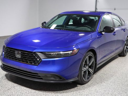 Used 2024 Honda Accord Sport image 30