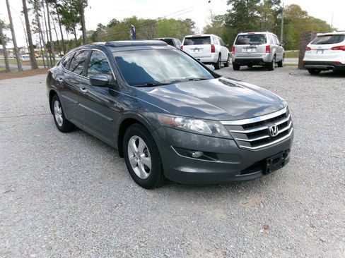 Used 2012 Honda Crosstour EX image 1