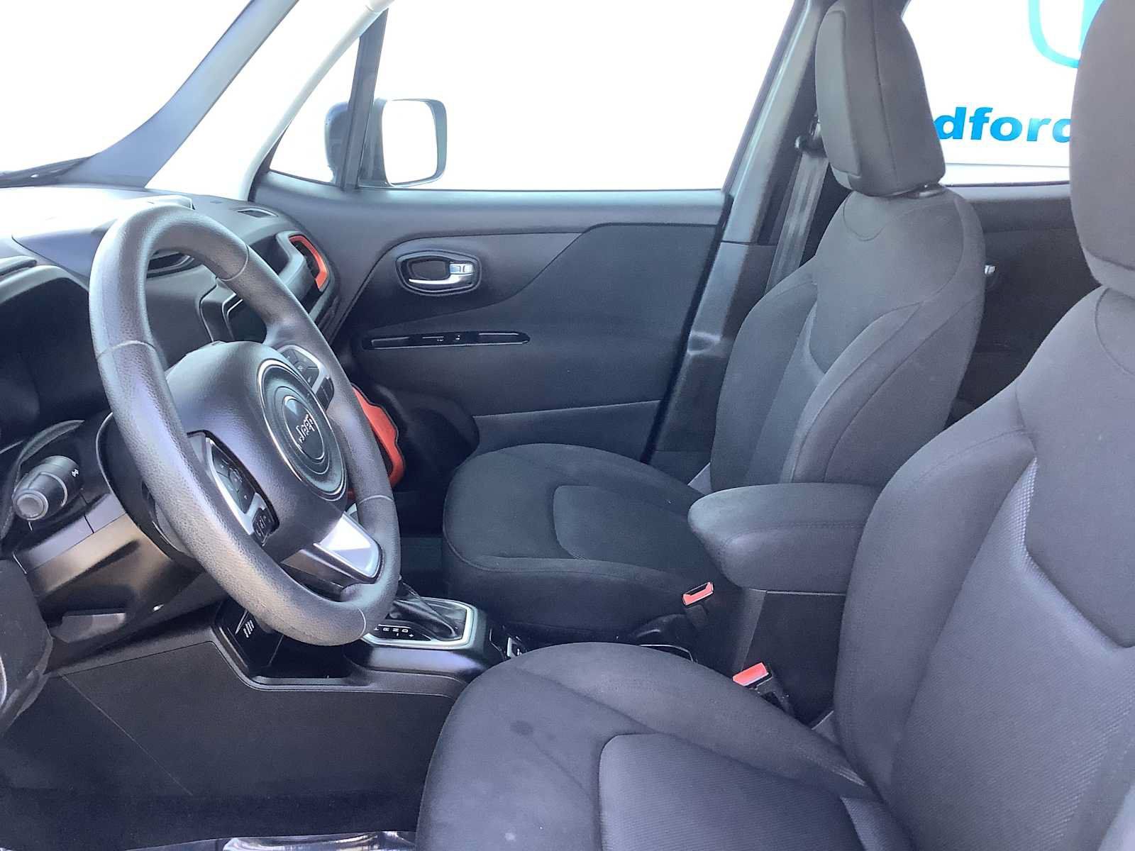 Used 2018 Jeep Renegade Sport w/ Power & Air Group AWD/4WD image 2