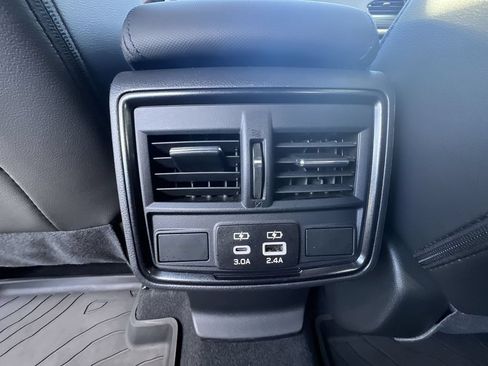 Used 2025 Subaru Forester Limited AWD/4WD image 22