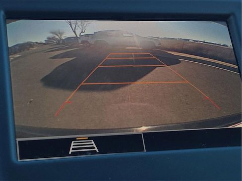 Used 2024 Chevrolet Equinox LT image 13