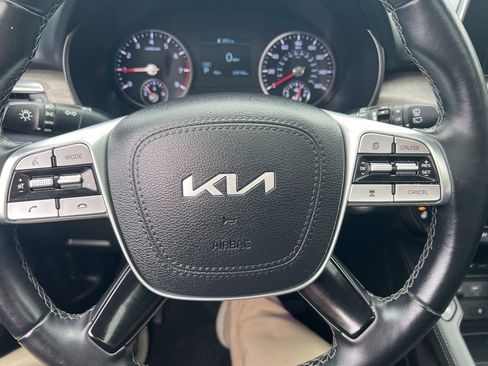 Certified 2022 Kia Telluride EX w/ EX Premium Package AWD/4WD image 63