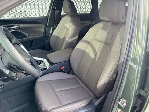 New 2025 Audi Q5 Premium image 9