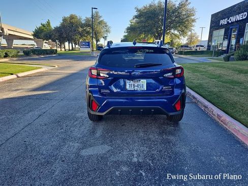 Used 2025 Subaru Crosstrek 2.0i Premium image 4