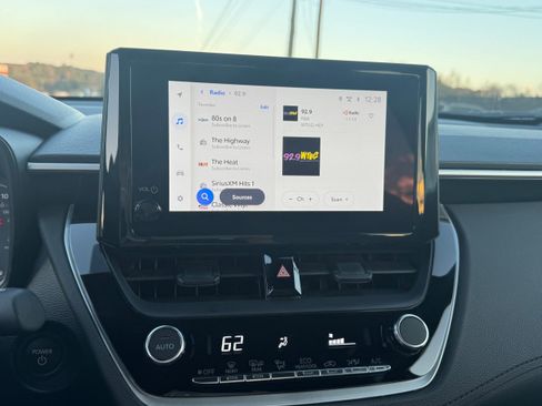 Used 2025 Toyota Corolla Cross AWD Hybrid image 19