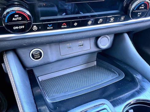 Certified 2023 Nissan Rogue SL w/ SL Premium Package image 32