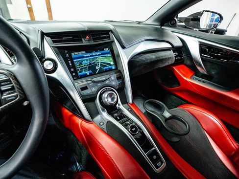 Used 2017 Acura NSX image 48