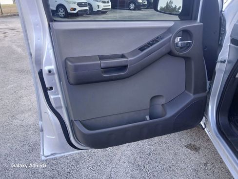 Used 2014 Nissan Xterra S RWD image 10