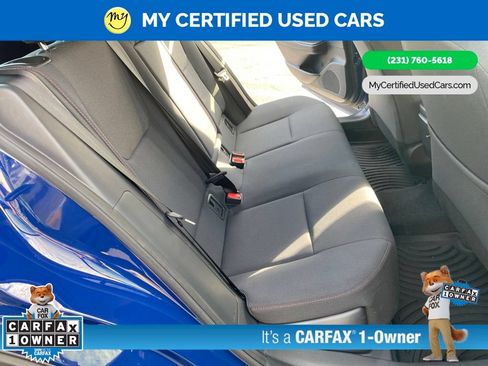 Used 2023 Toyota Prius Prime FWD image 18