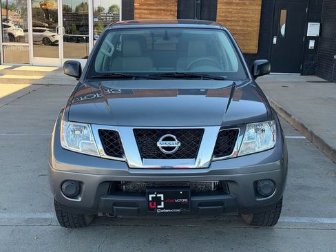Used 2019 Nissan Frontier SV AWD/4WD image 8