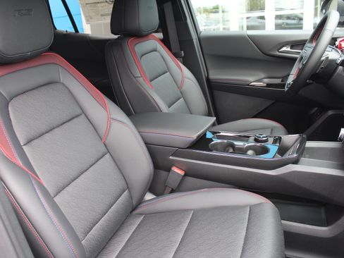 New 2026 Chevrolet Equinox RS w/ Safety and Technology Package FWD image 15